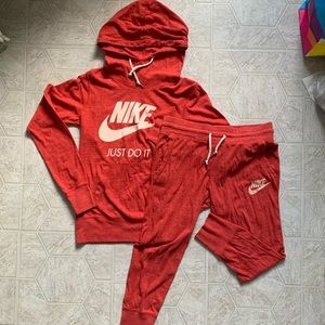 NIKE Tracksuit